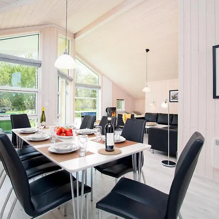 Holiday home Vital C Mit Sauna, Whirlpool & Kamin, Grosser Aussenterrasse *
